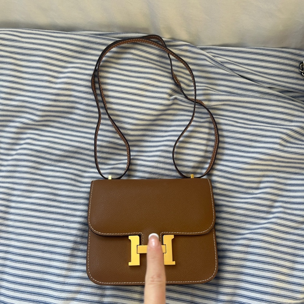 Crossbody bag